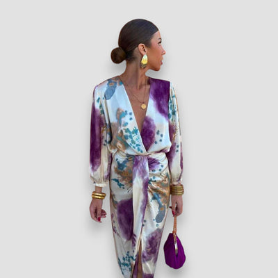 Amara | Elegant V-Neck Dress