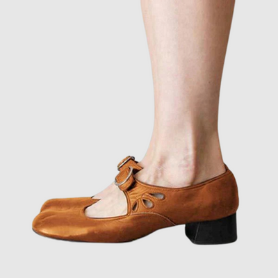 Daisy - Mary Jane in leather