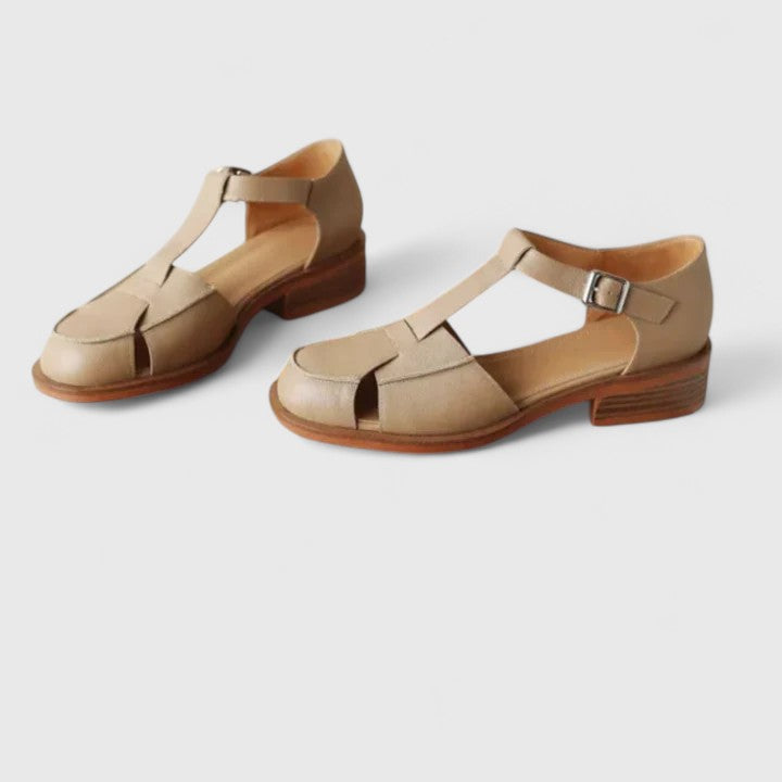 Isara | Low block heel sandals with side cut-out detail