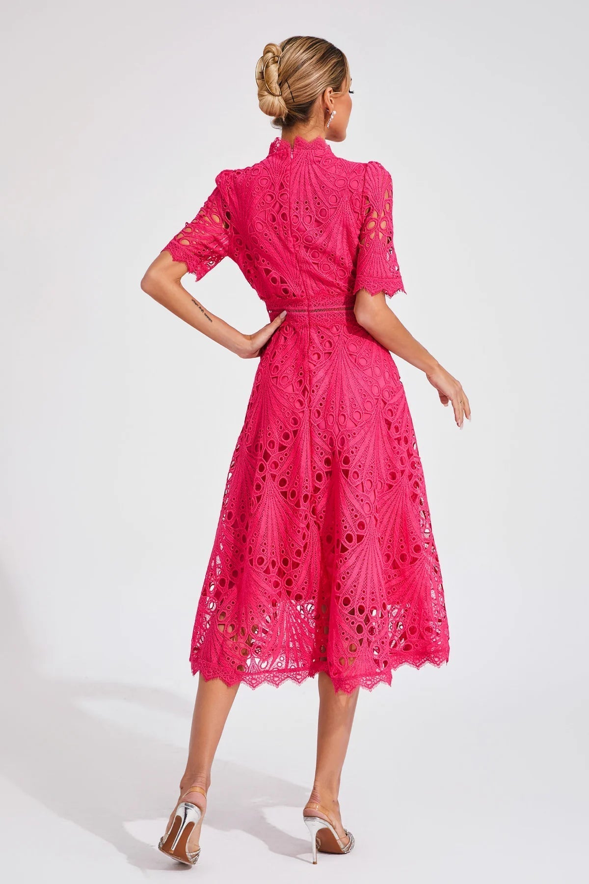 TINA | ELEGANT FLOWER EMBROIDERED DRESS