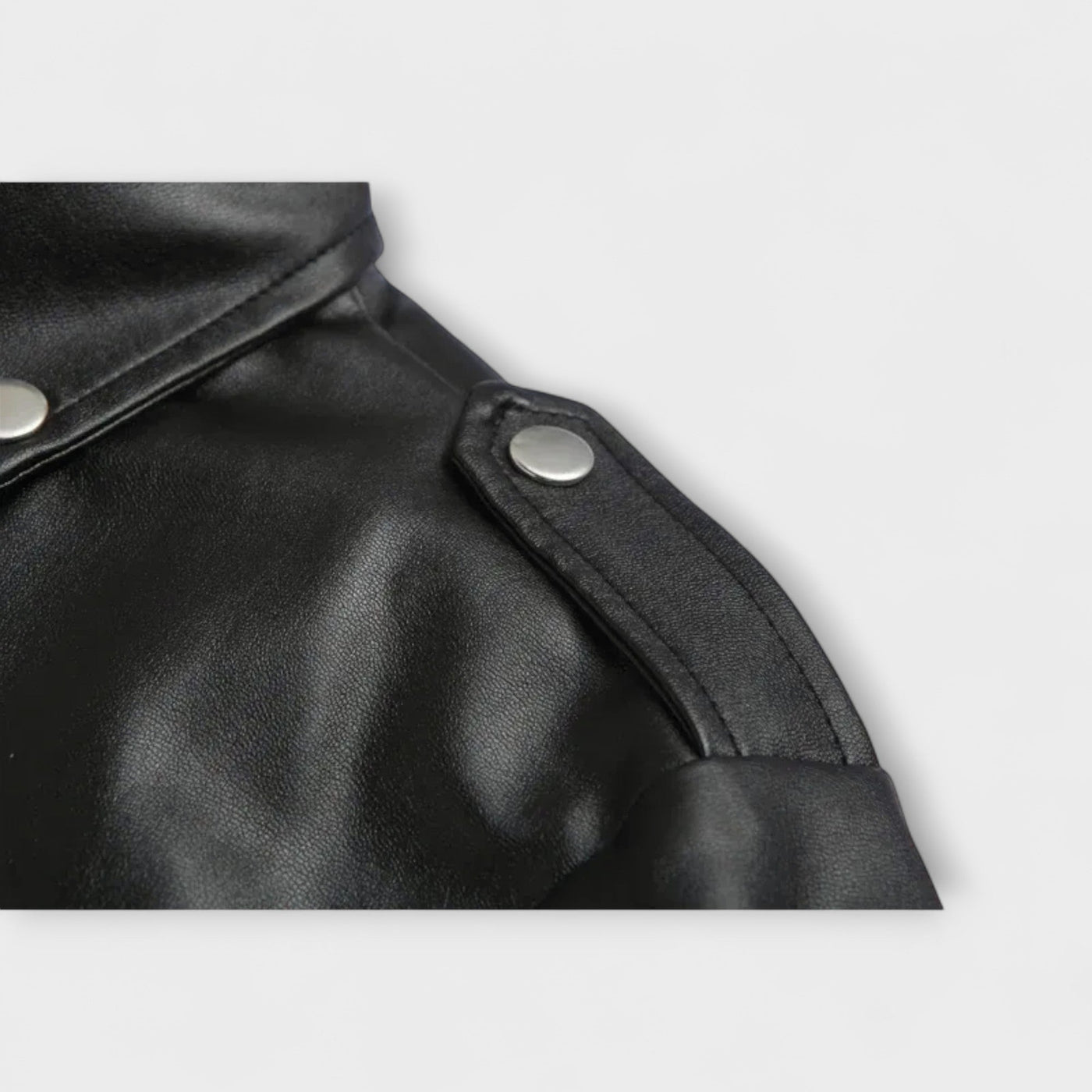 Elegant bomber jacket